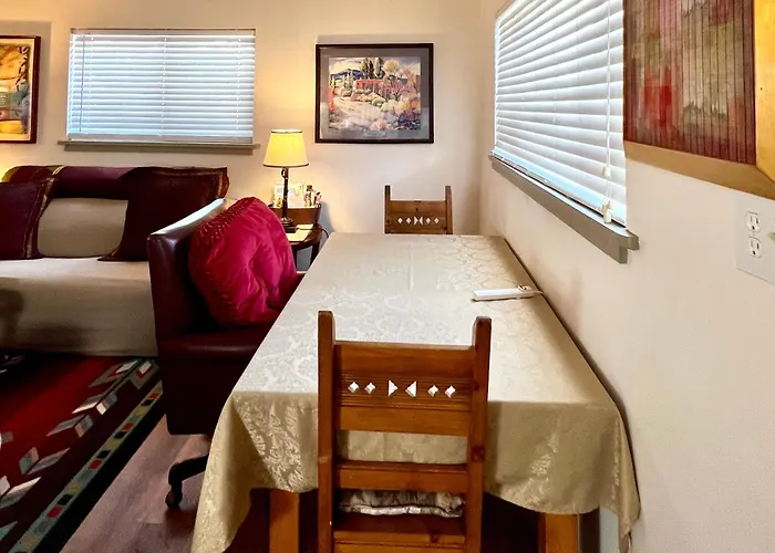 Downtown Historic East-Side Coyote House 2B 2Ba