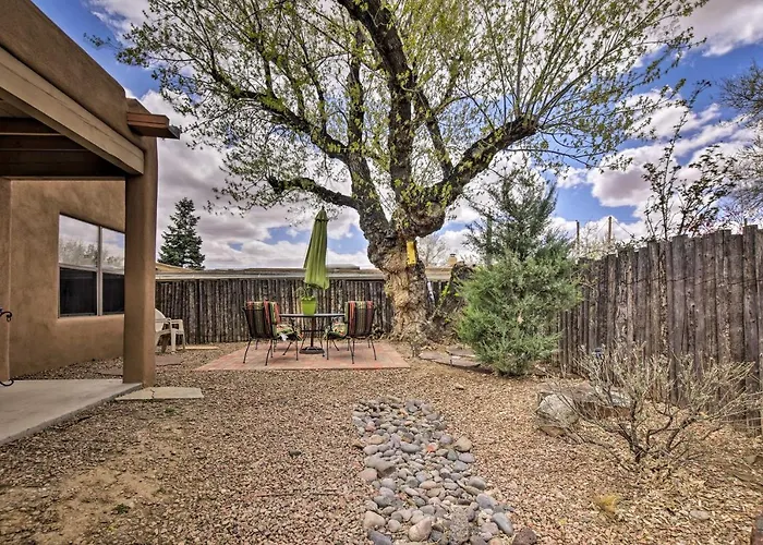 1 Mi To Santa Fe Plaza: Quiet Home W/ Patio